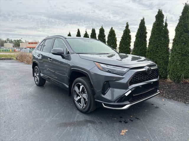 2025 Toyota RAV4 Plug-In Hybrid SE