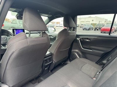 2025 Toyota RAV4 Plug-In Hybrid SE