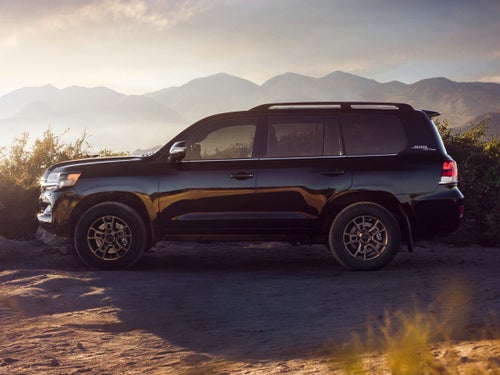 2021 Toyota Land Cruiser Base