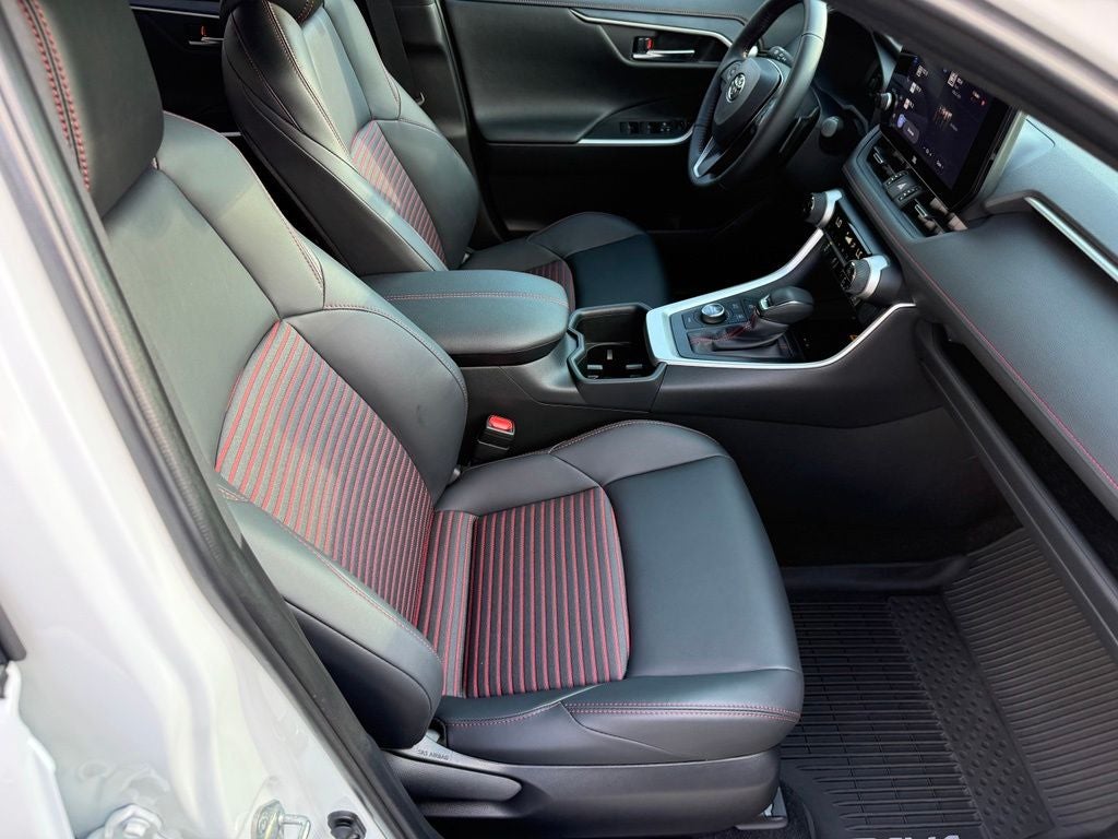 2025 Toyota RAV4 Plug-In Hybrid XSE