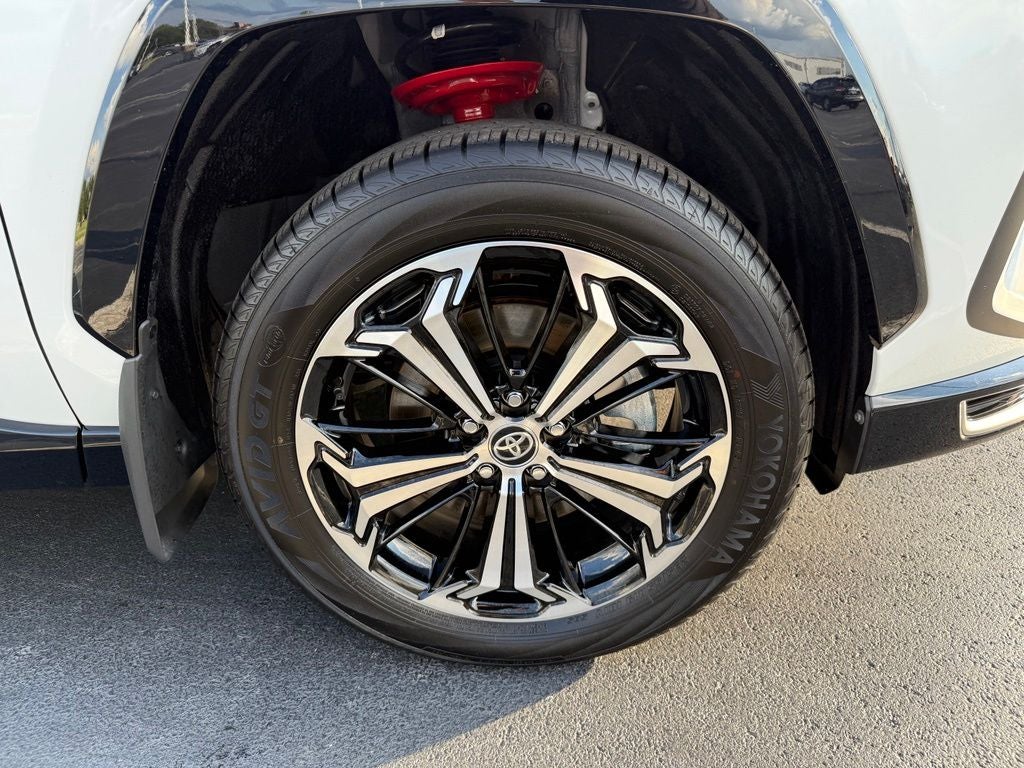 2025 Toyota RAV4 Plug-In Hybrid XSE