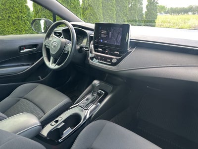 2025 Toyota Corolla Hatchback SE