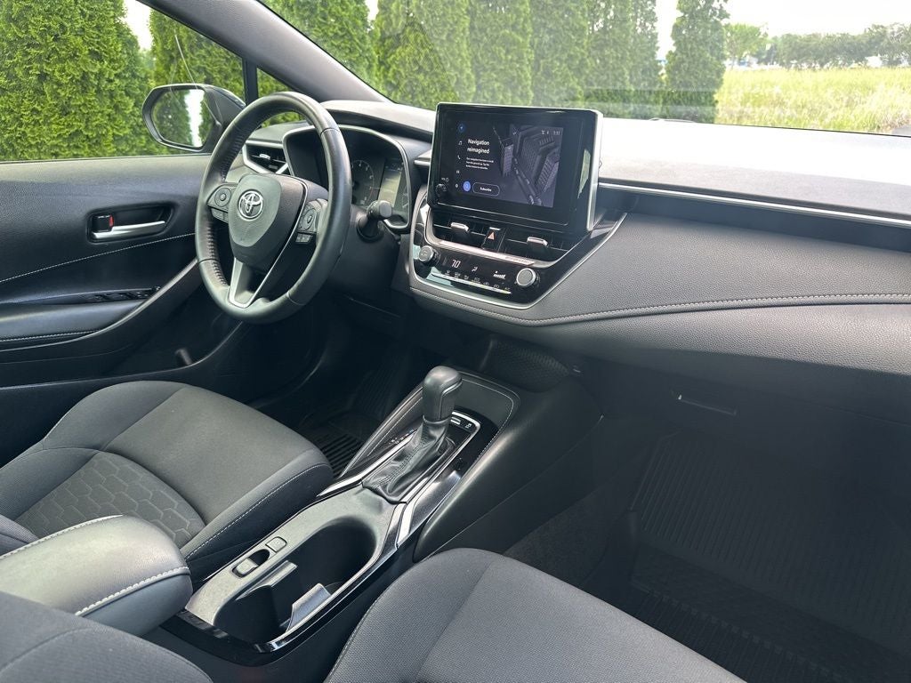 2025 Toyota Corolla Hatchback SE