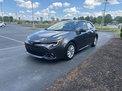 2025 Toyota Corolla Hatchback SE
