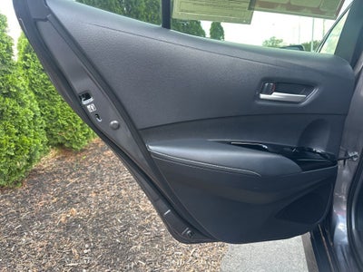 2025 Toyota Corolla Hatchback SE