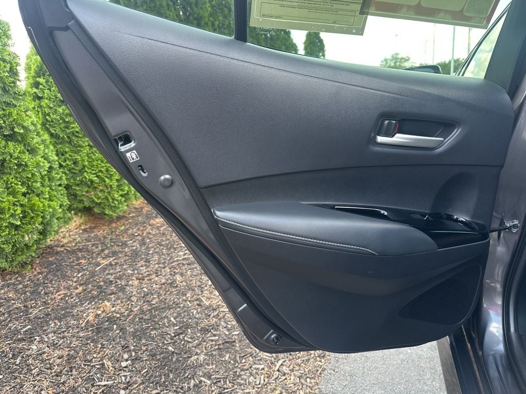 2025 Toyota Corolla Hatchback SE