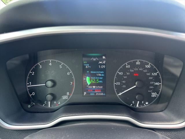 2025 Toyota Corolla Hatchback SE