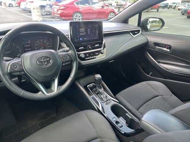 2025 Toyota Corolla Hatchback SE