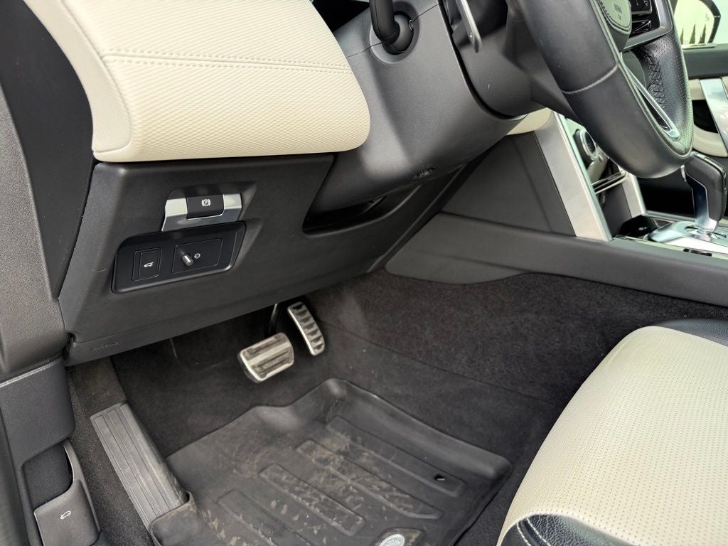 2022 Land Rover Discovery Sport S R-Dynamic