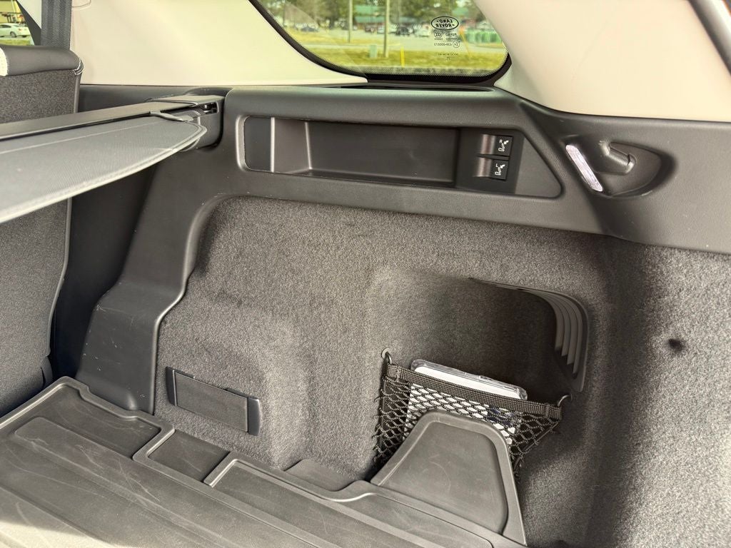 2022 Land Rover Discovery Sport S R-Dynamic