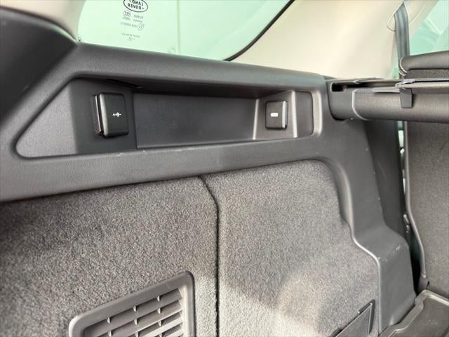 2022 Land Rover Discovery Sport S R-Dynamic