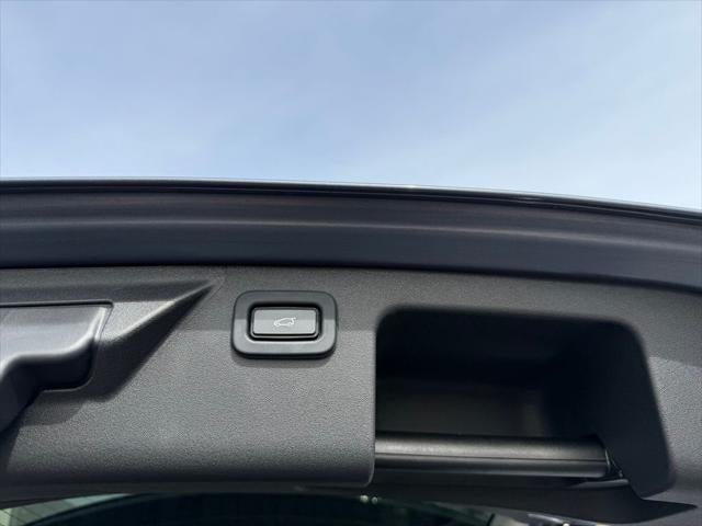 2022 Land Rover Discovery Sport S R-Dynamic