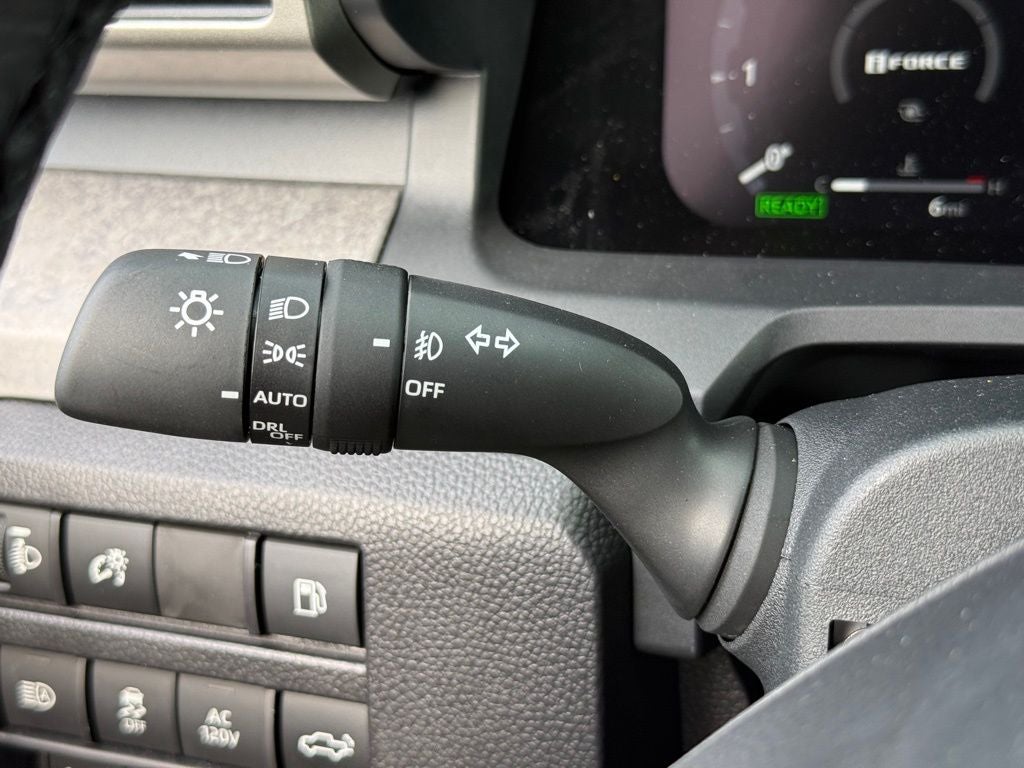 2026 Toyota Tacoma i-FORCE MAX Tacoma Trailhunter