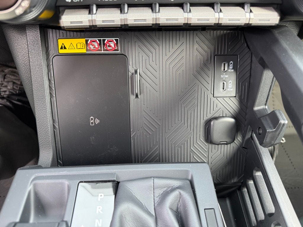 2026 Toyota Tacoma i-FORCE MAX Tacoma Trailhunter