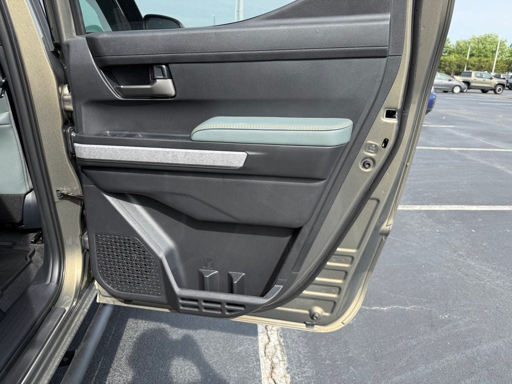 2026 Toyota Tacoma i-FORCE MAX Tacoma Trailhunter