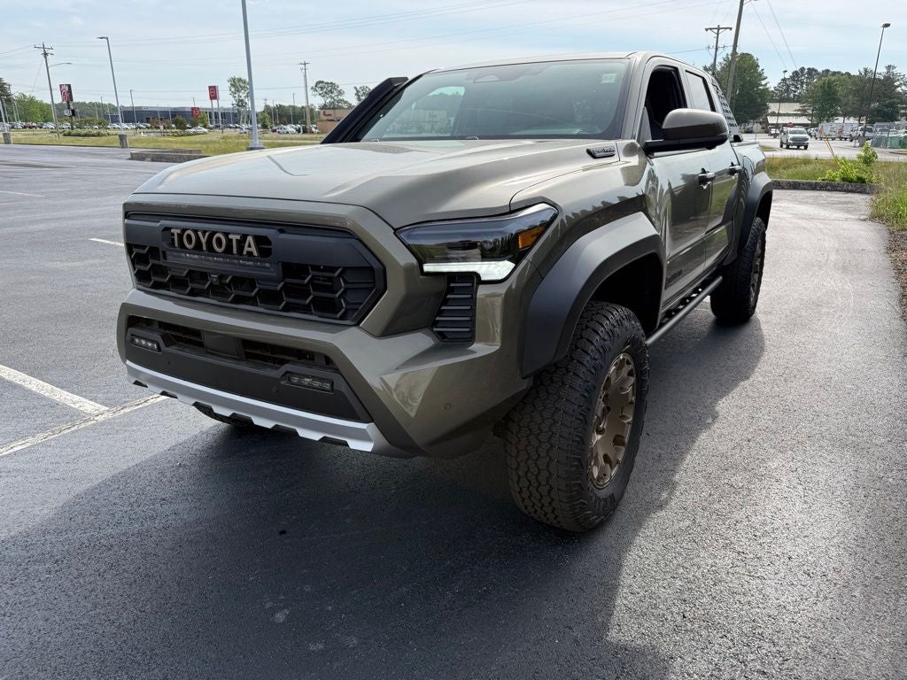 2026 Toyota Tacoma i-FORCE MAX Tacoma Trailhunter