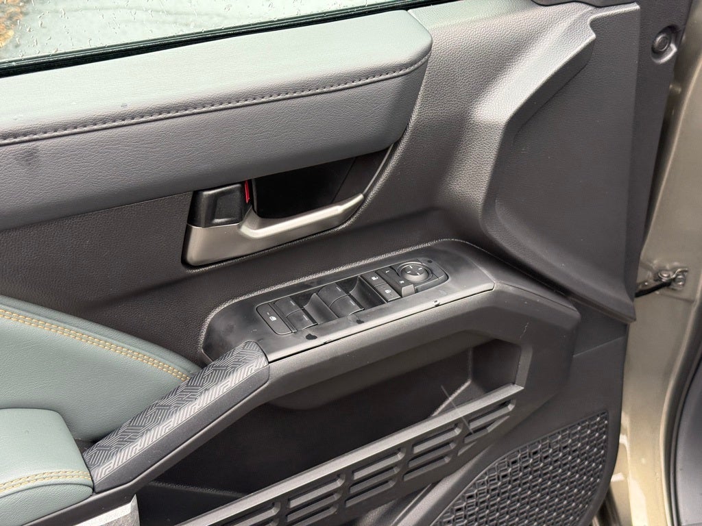 2026 Toyota Tacoma i-FORCE MAX Tacoma Trailhunter