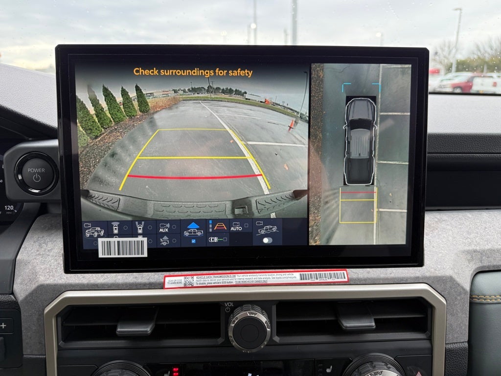 2026 Toyota Tacoma i-FORCE MAX Tacoma Trailhunter