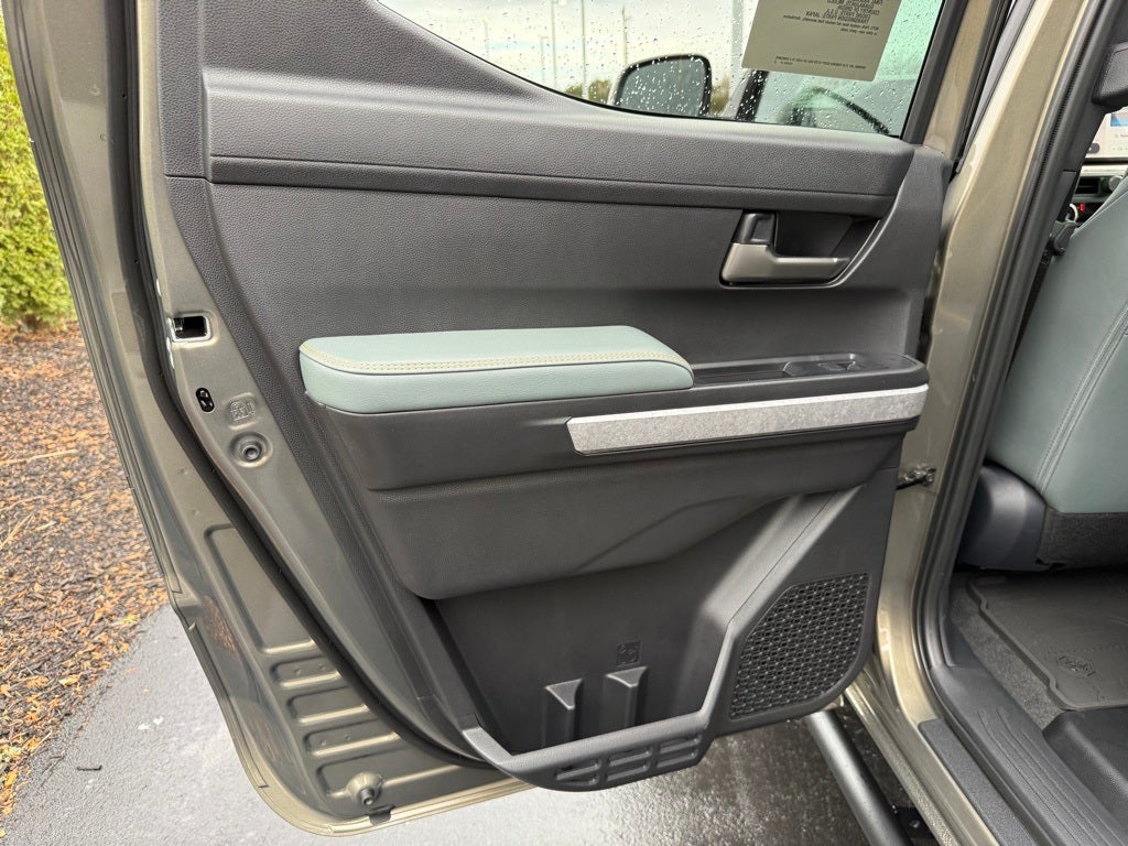 2026 Toyota Tacoma i-FORCE MAX Tacoma Trailhunter