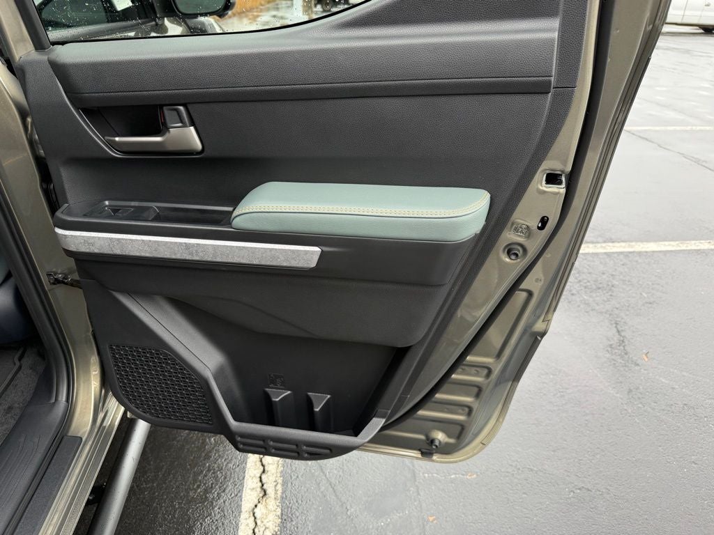 2026 Toyota Tacoma i-FORCE MAX Tacoma Trailhunter