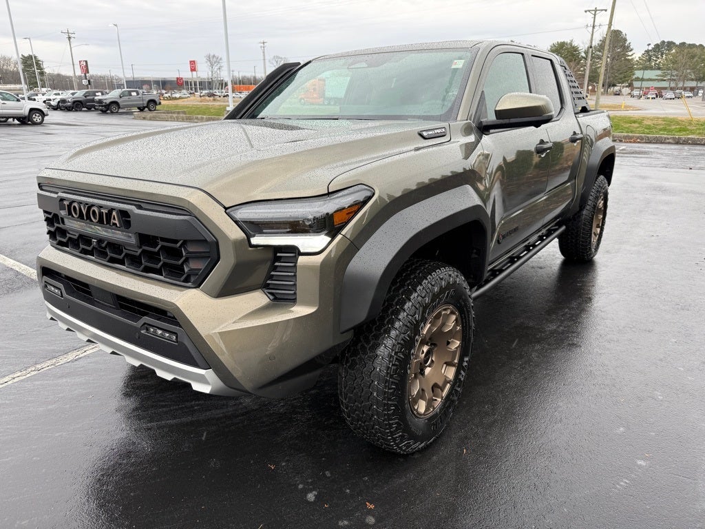 2026 Toyota Tacoma i-FORCE MAX Tacoma Trailhunter