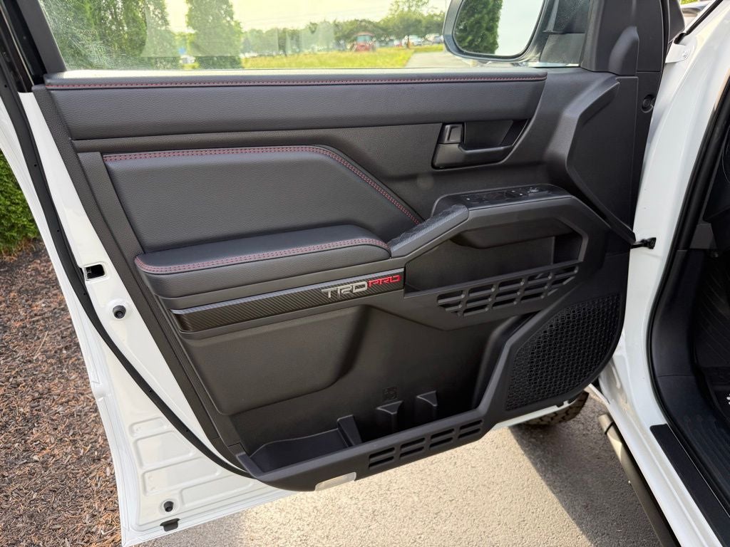 2026 Toyota Tacoma i-FORCE MAX Tacoma TRD Pro