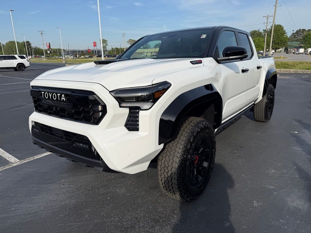 2026 Toyota Tacoma i-FORCE MAX Tacoma TRD Pro