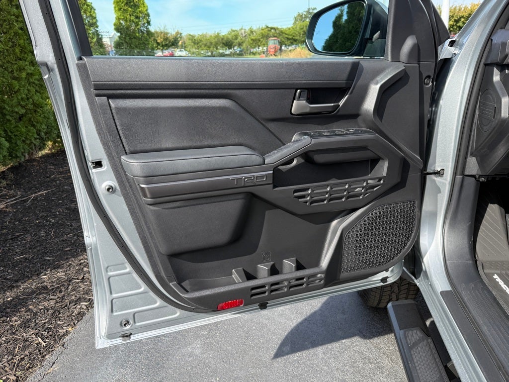 2025 Toyota Tacoma i-FORCE MAX Tacoma TRD Off-Road