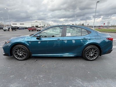 2026 Toyota Camry SE AWD