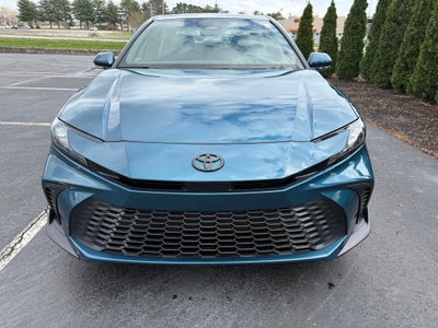 2026 Toyota Camry SE AWD