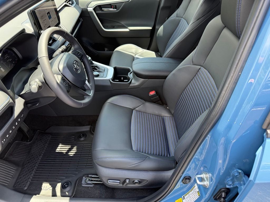 2025 Toyota RAV4 Hybrid XSE