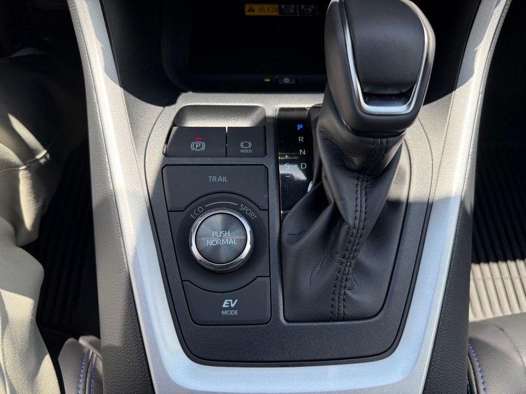 2025 Toyota RAV4 Hybrid XSE