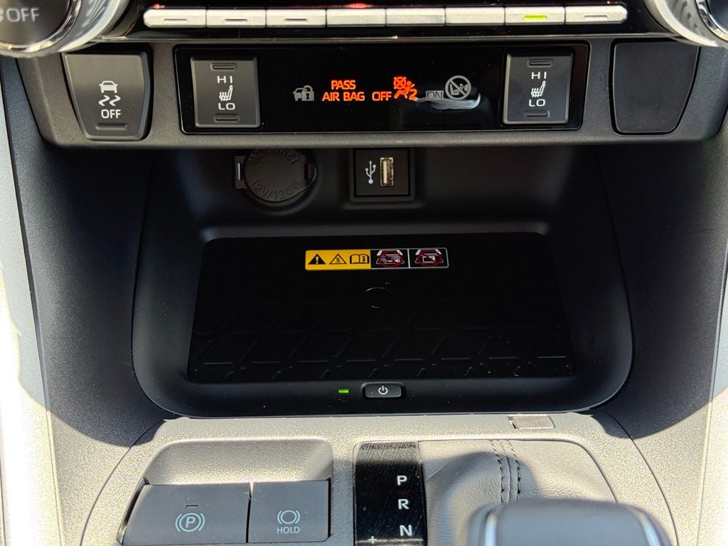 2025 Toyota RAV4 Hybrid XSE