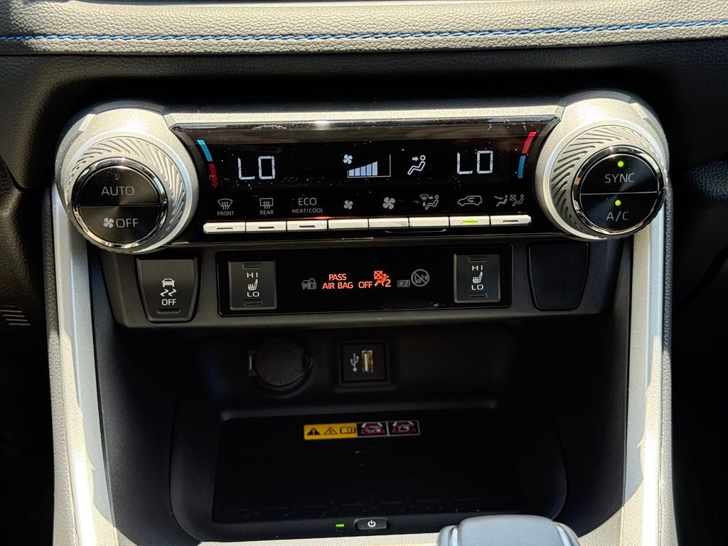 2025 Toyota RAV4 Hybrid XSE