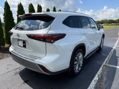 2026 Toyota Highlander Platinum
