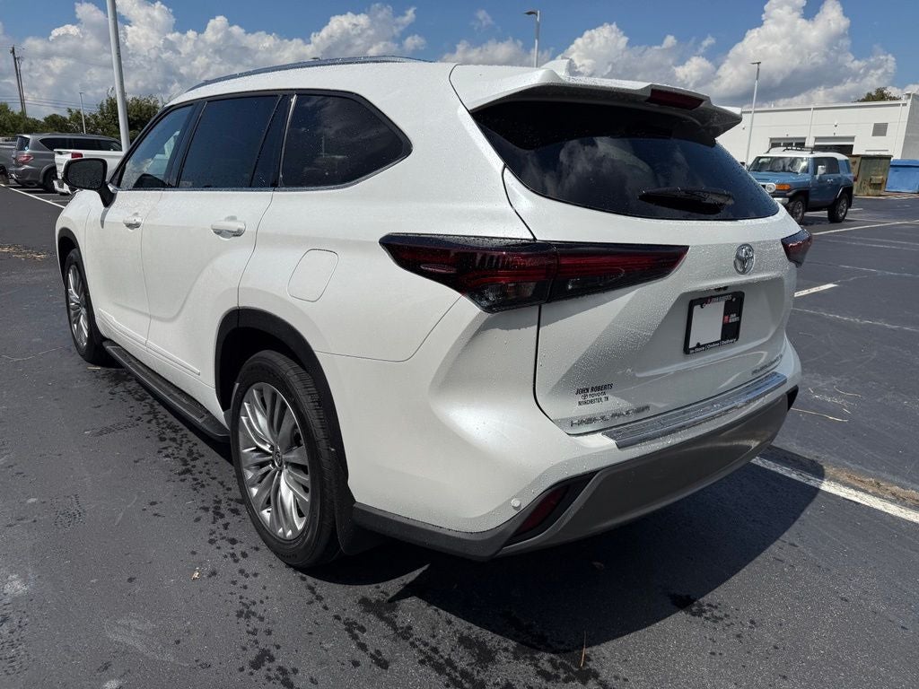2026 Toyota Highlander Platinum