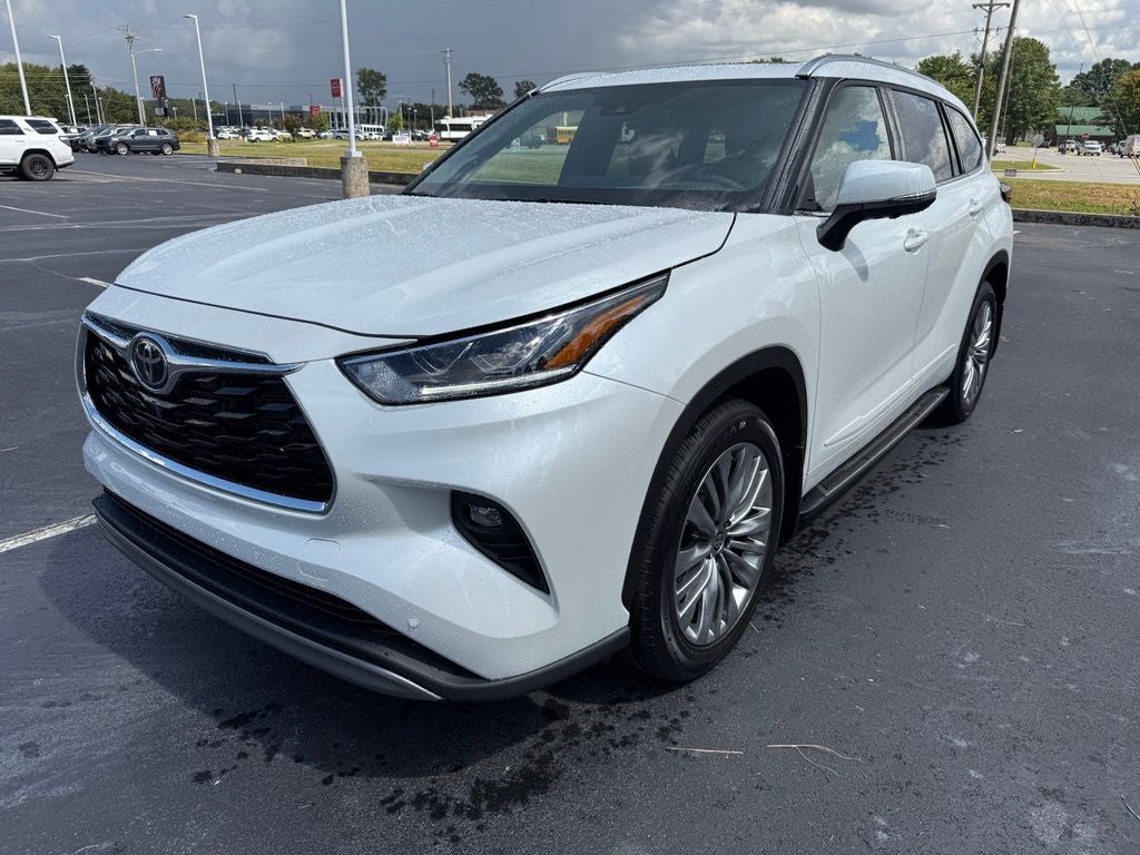 2026 Toyota Highlander Platinum