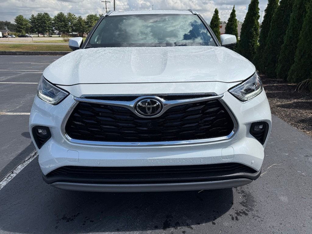 2026 Toyota Highlander Platinum
