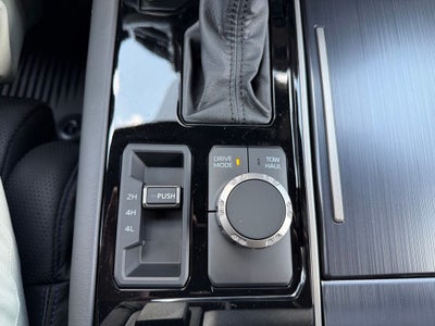 2026 Toyota Tundra i-FORCE MAX Tundra Platinum