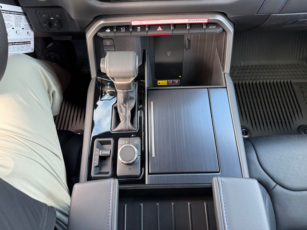 2026 Toyota Tundra i-FORCE MAX Tundra Platinum