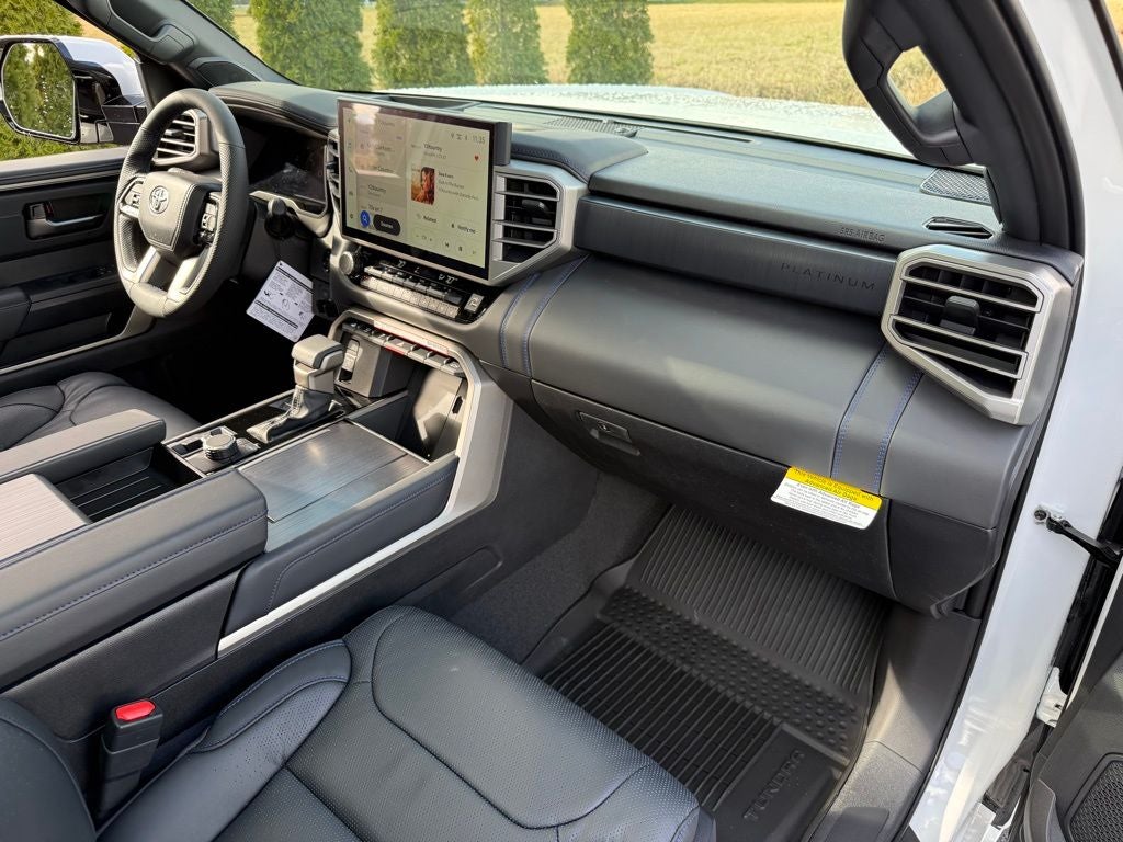 2026 Toyota Tundra i-FORCE MAX Tundra Platinum