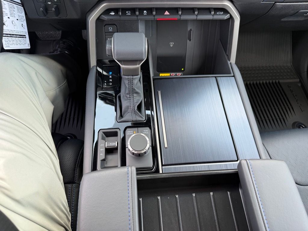 2026 Toyota Tundra i-FORCE MAX Tundra Platinum