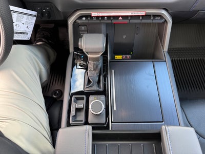 2026 Toyota Tundra i-FORCE MAX Tundra Platinum