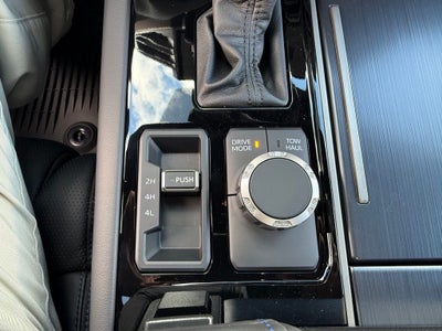 2026 Toyota Tundra i-FORCE MAX Tundra Platinum