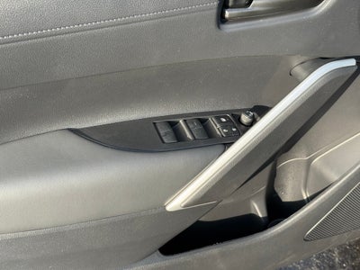 2026 Toyota Corolla Cross Hybrid SE