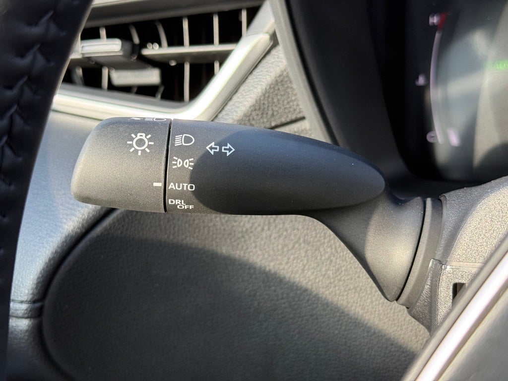 2026 Toyota Corolla Cross Hybrid SE