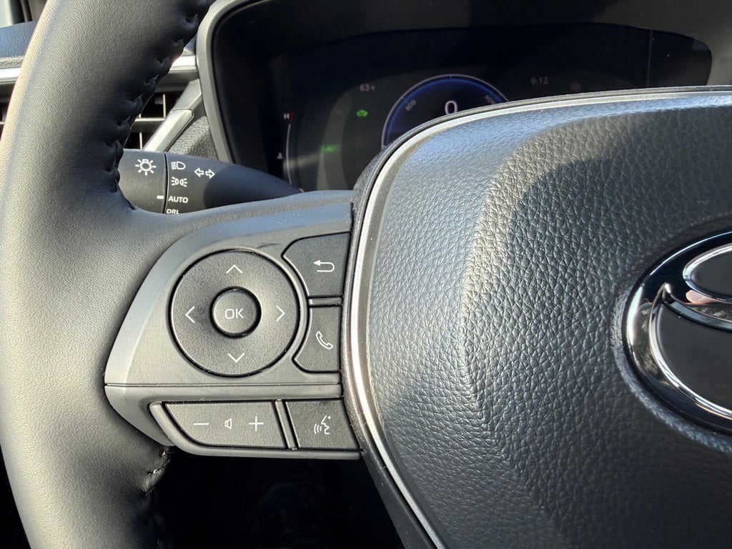 2026 Toyota Corolla Cross Hybrid SE