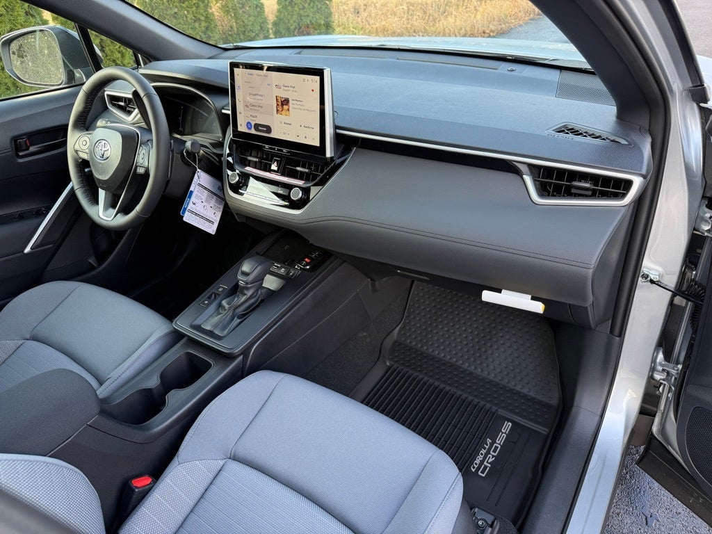 2026 Toyota Corolla Cross Hybrid SE