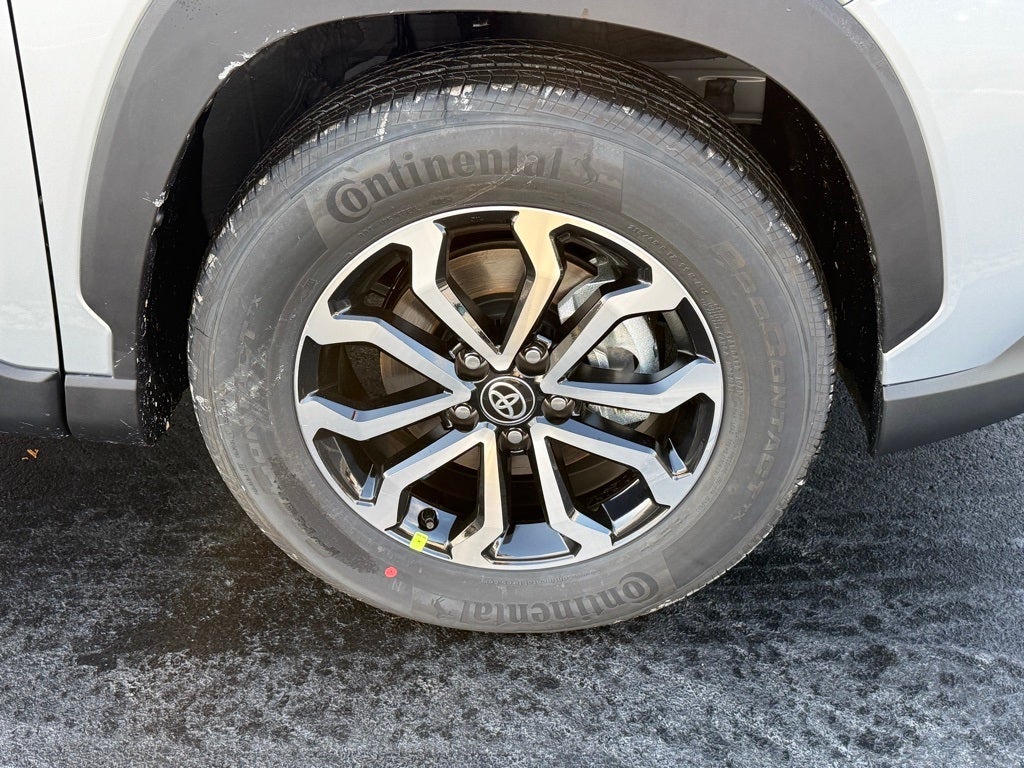 2026 Toyota Corolla Cross Hybrid SE