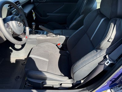 2026 Toyota GR86 Premium MT